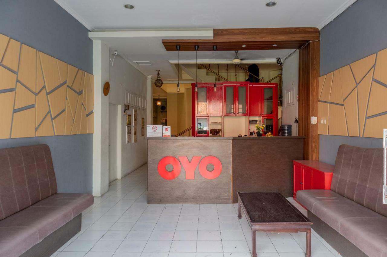 Oyo 1111 Pasar Baru Inn Cakarta Dış mekan fotoğraf